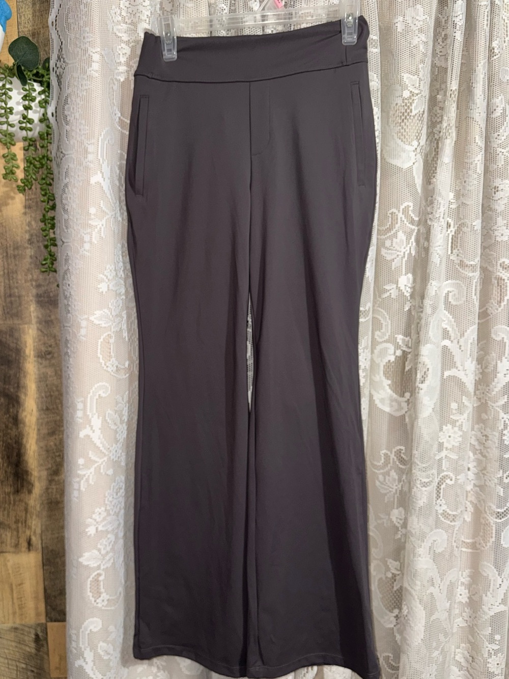 Halara Mid Rise Side Zipper Pocket Work Flare Pants Charcoal Grey Size XS